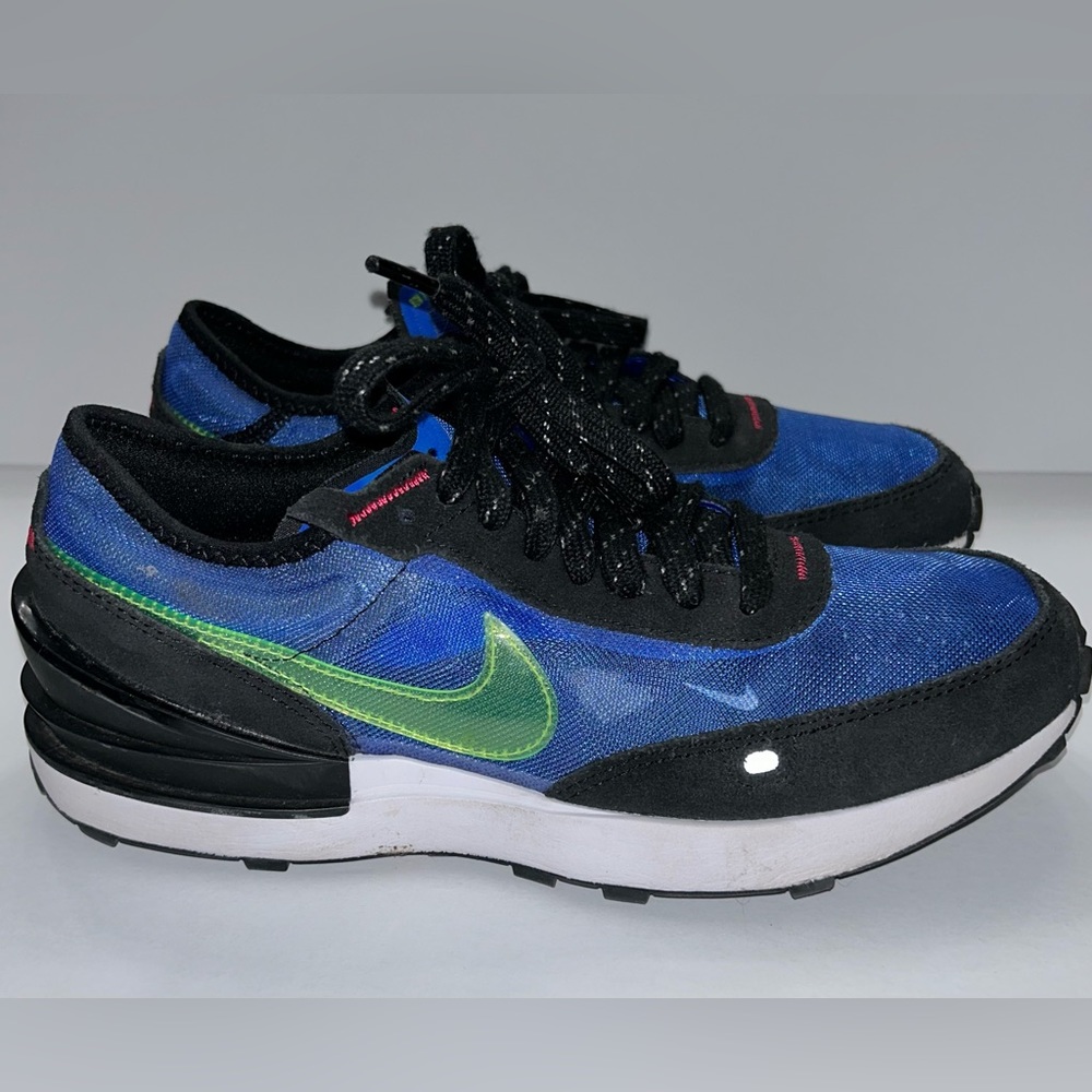 Youth Nike size 6.5